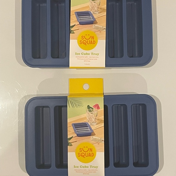 Sun Squad Navy Ice Cube Tray - Picture 1 of 2